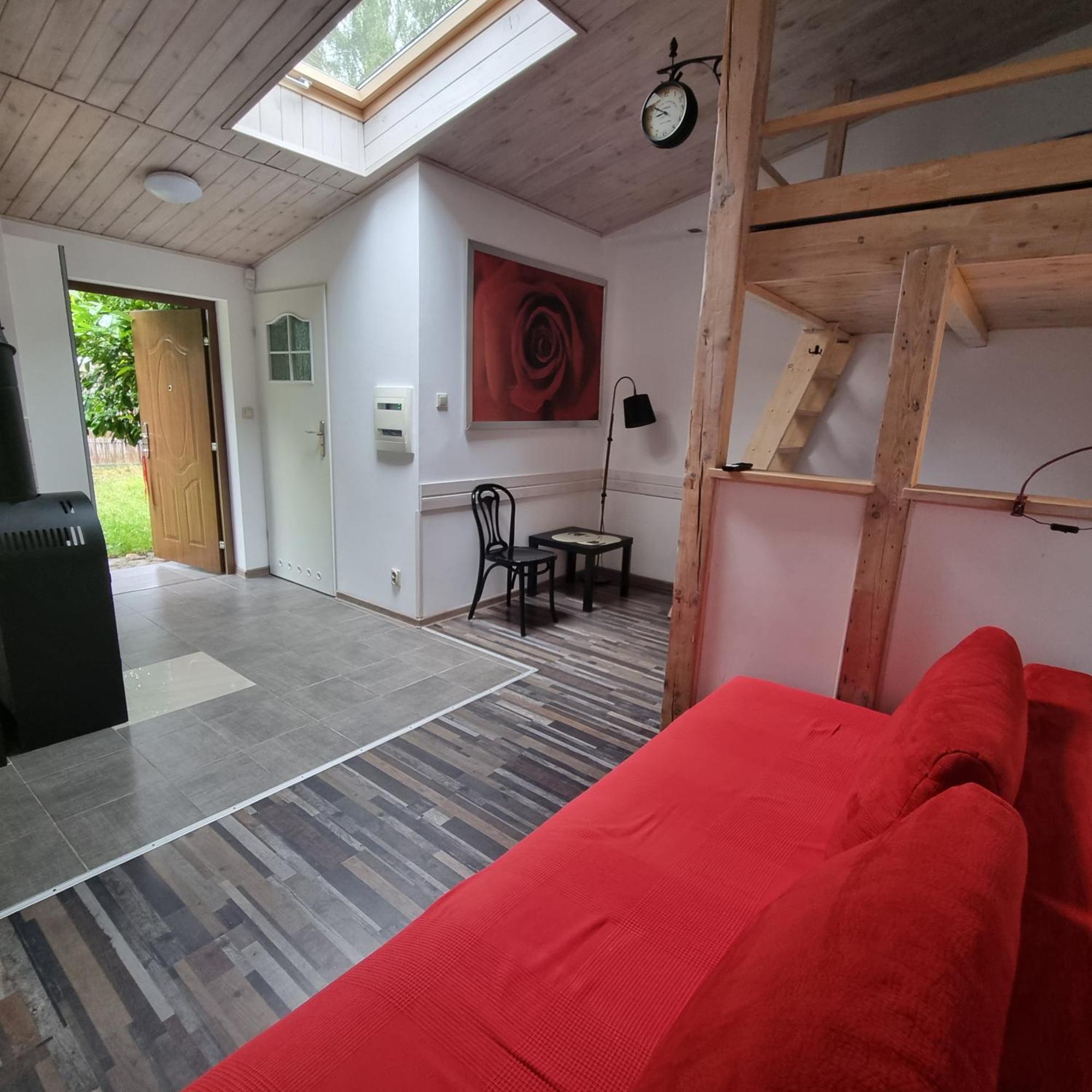 Pokoje I Apartamenty Przy Sosnowej ポッドンビエ エクステリア 写真