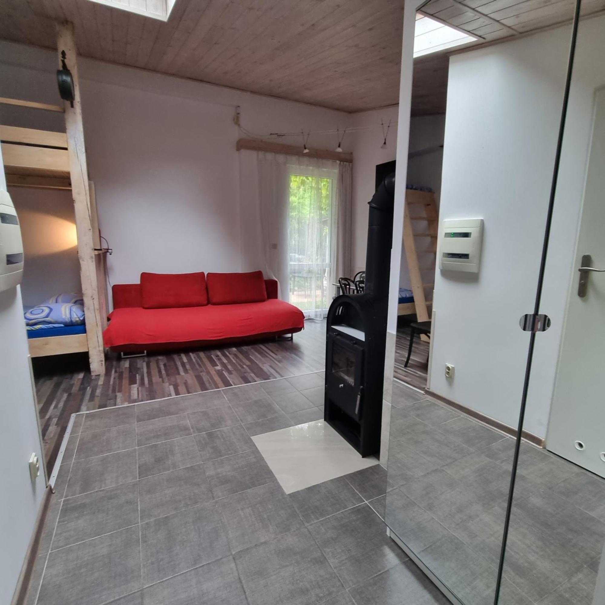 Pokoje I Apartamenty Przy Sosnowej ポッドンビエ エクステリア 写真