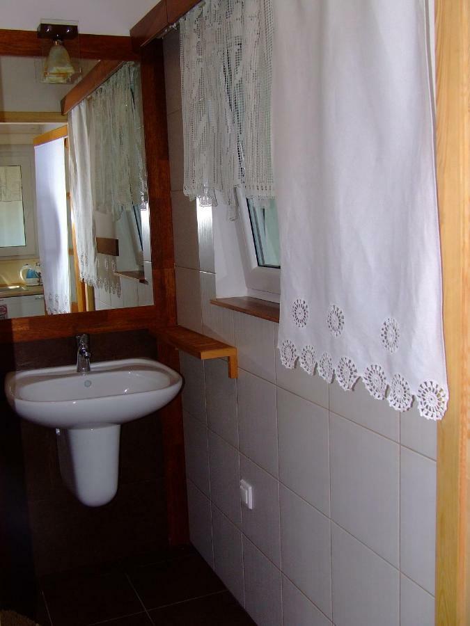 Pokoje I Apartamenty Przy Sosnowej ポッドンビエ エクステリア 写真